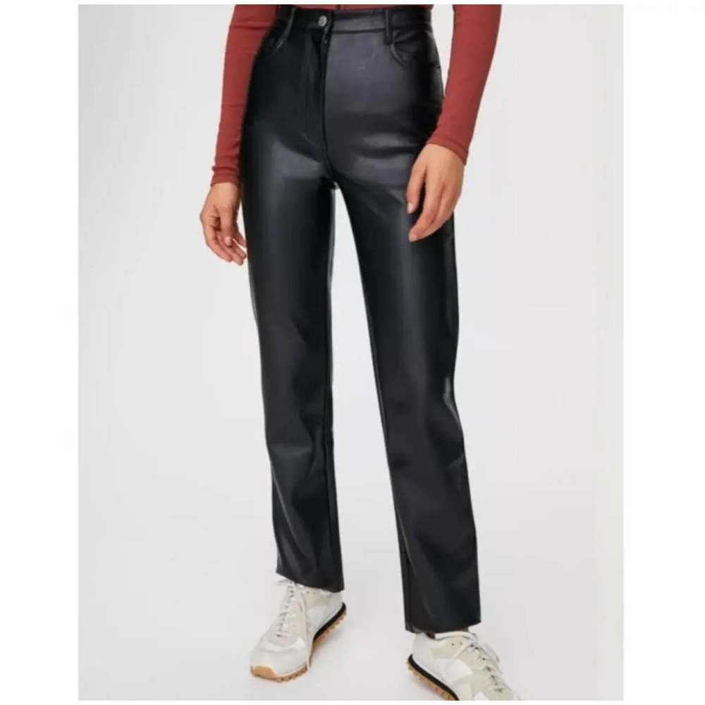 Wilfred Aritzia Melina Black High Rise‎ Straight Leg Vegan Leather Pants Size 2